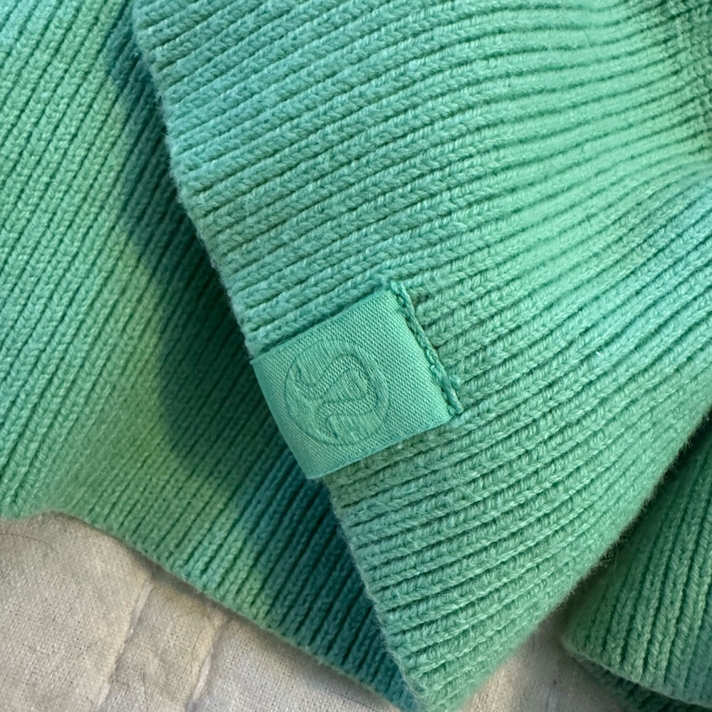lululemon athletica Mint Green Ribbed Crewneck Sweater size 8 - Picture 5 of 7
